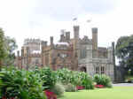 govhouse.jpg (63361 bytes)