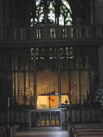 cathedral-02.jpg (38432 bytes)