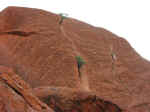 uluru-base-26.jpg (69056 bytes)