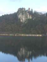 castle02.JPG (42653 bytes)