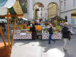 market04.JPG (81958 bytes)