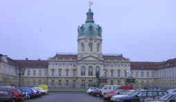 Pb270053.jpg (33821 bytes)