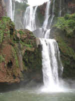 waterfall32.jpg (77302 bytes)