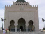mausoleum06.jpg (57902 bytes)