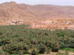 todra valley11.jpg (95628 bytes)